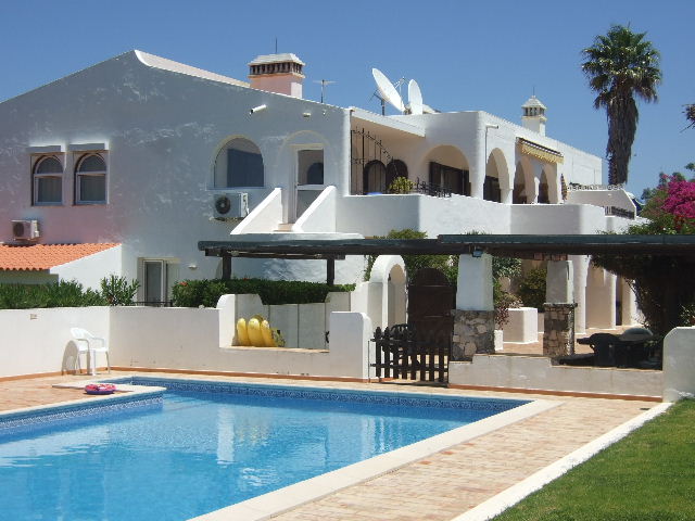 Quinta Bavaria viewed from the pool